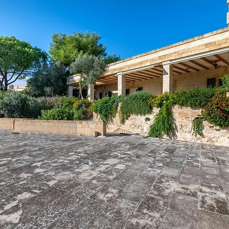 Miramar Villa *